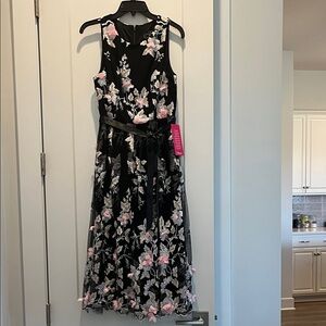 Alex Evenings Black Floral Embroidered Sleeveless Maxi Dress with Pink Accents